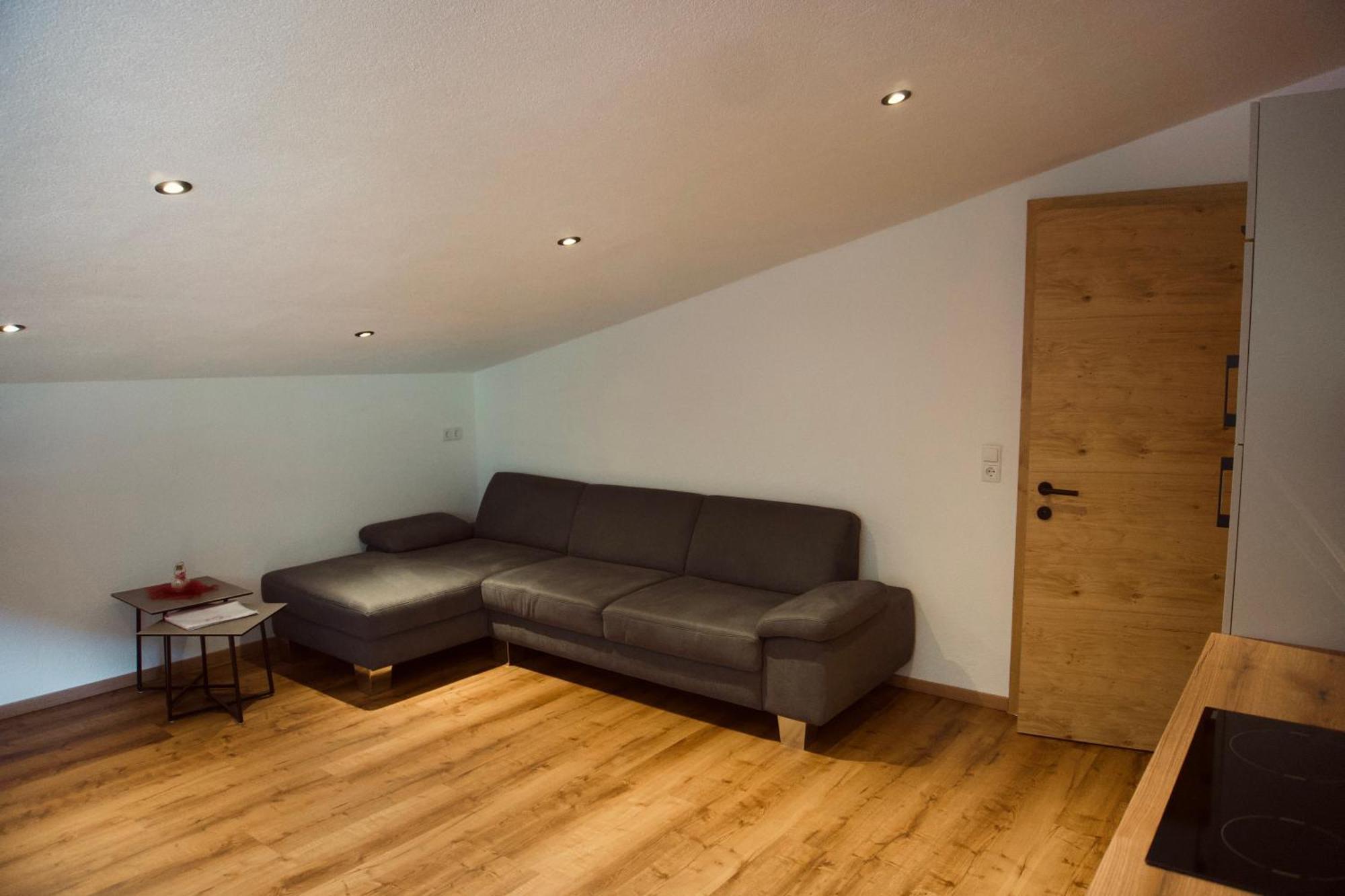 Alpenliebe Pitztal Apartment Санкт Леонард им Пицтал Екстериор снимка